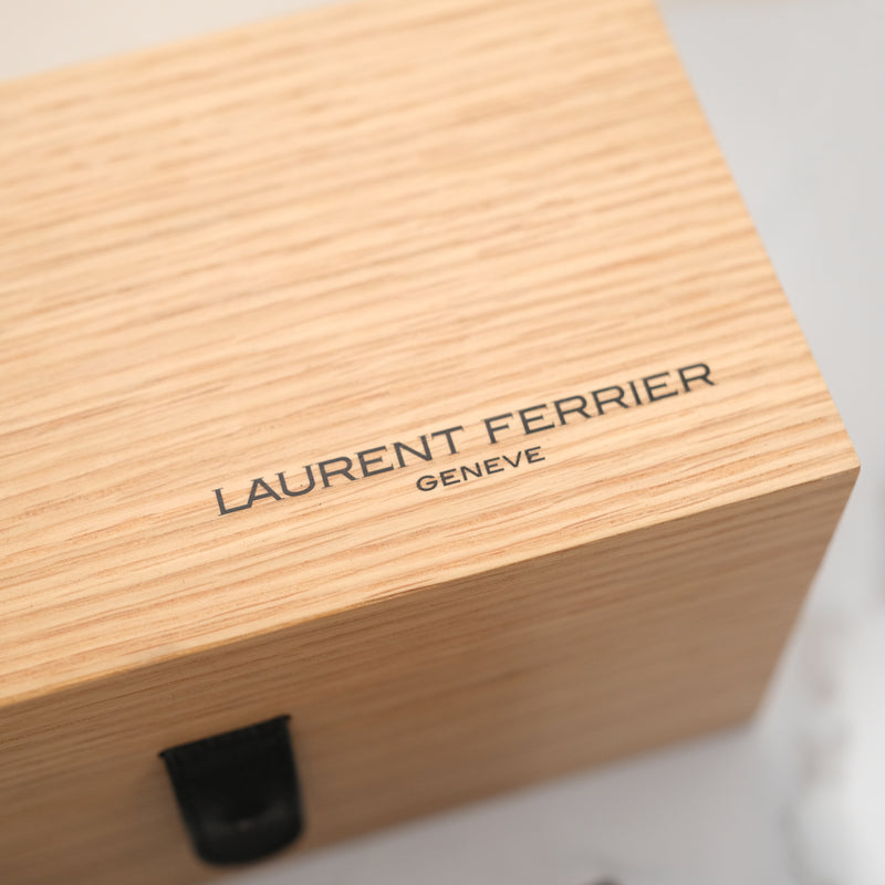 Laurent Ferrier Ecole Annual Calendar Bleu