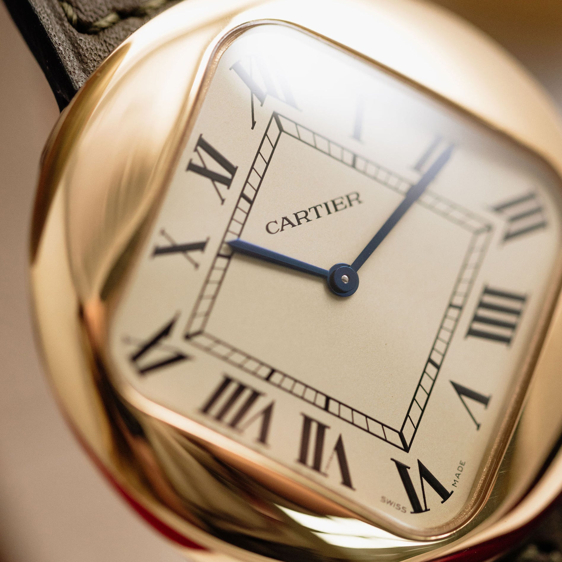 Cartier Pebble – Mr Watchley