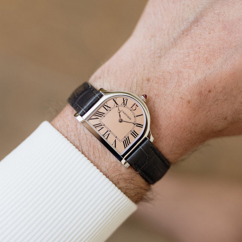 Cartier Cloche Platinum - 13 Rue De La Paix