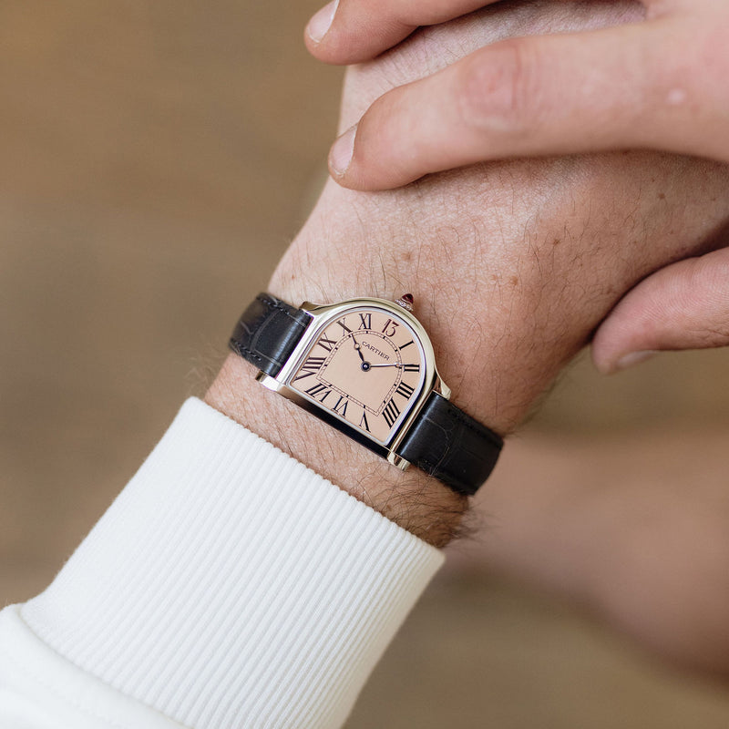 Cartier Cloche Platinum - 13 Rue De La Paix