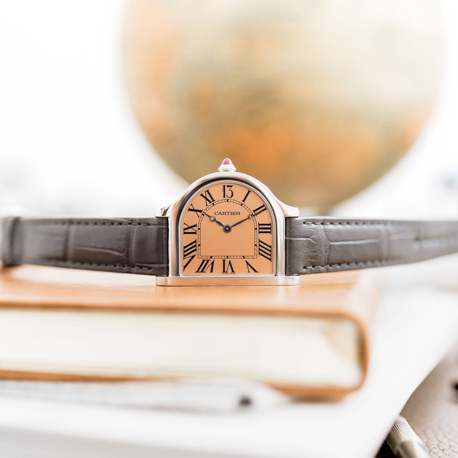 Cartier Cloche Platinum - 13 Rue De La Paix – Mr Watchley