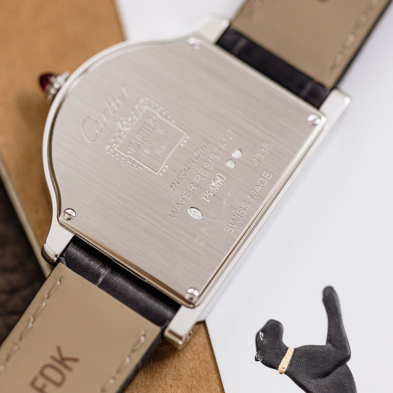 Cartier Cloche Platinum - 13 Rue De La Paix