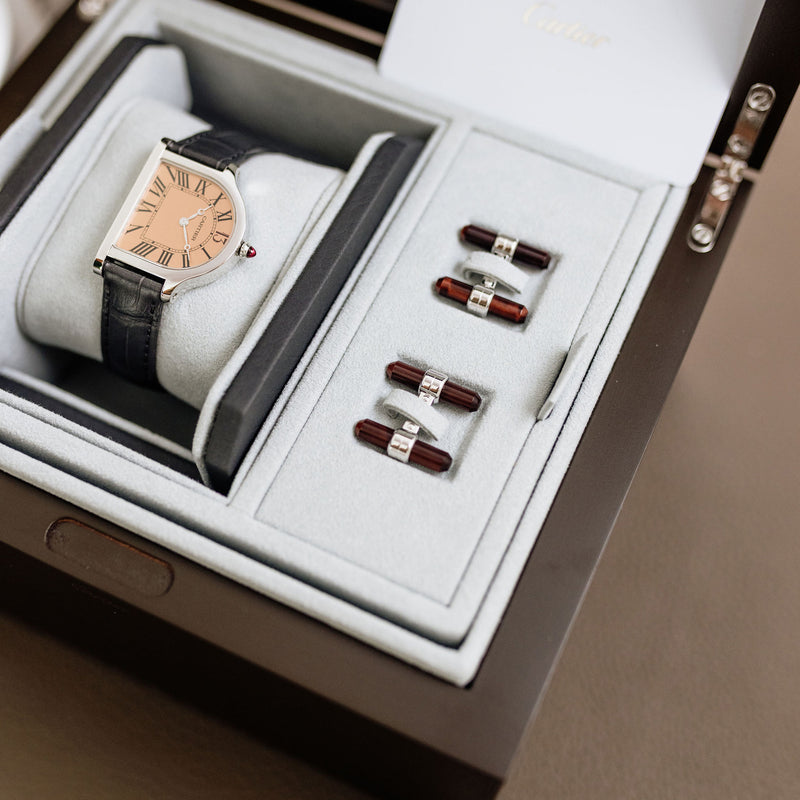 Cartier Cloche Platinum - 13 Rue De La Paix