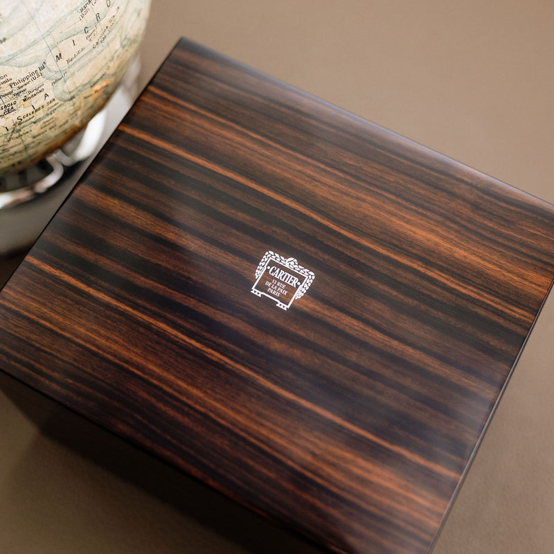 Cartier Cloche Platinum - 13 Rue De La Paix