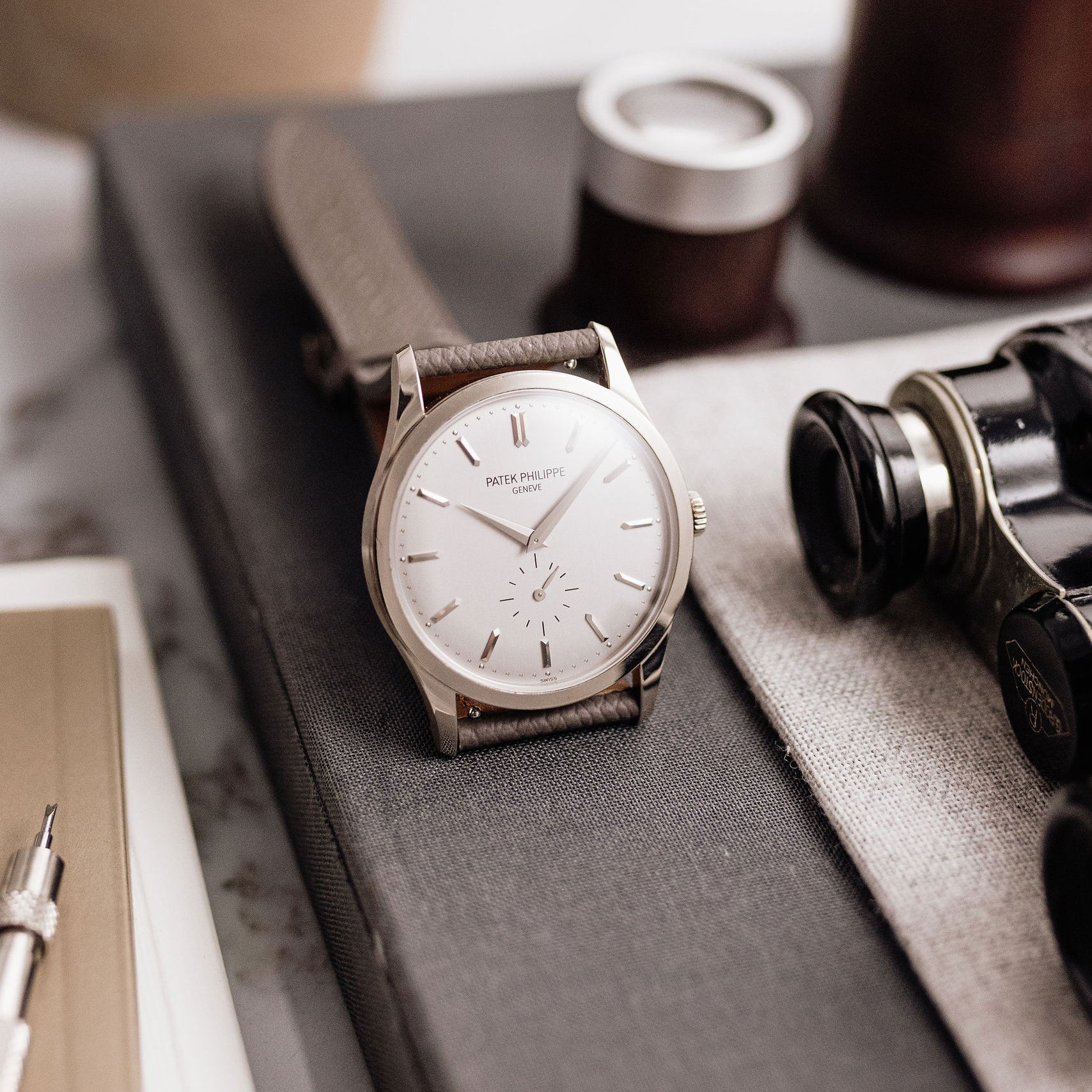 Patek Philippe Calatrava 5196G - Full set - Folding buckle – Mr Watchley