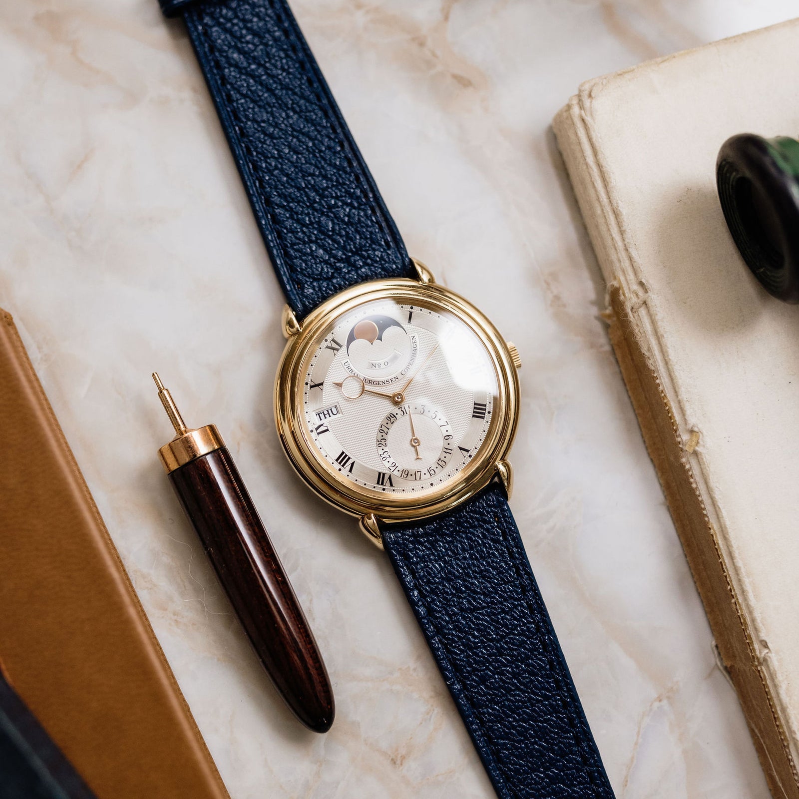 MrWatchley-24-S4-36_1600x.jpg?