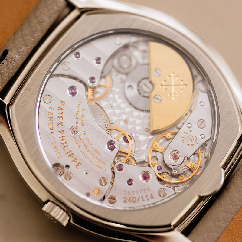 Patek Philippe Perpetual Calendar 5041G - Full set