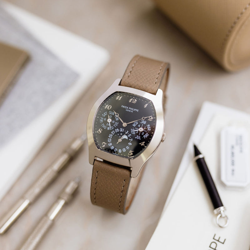 Patek Philippe Perpetual Calendar 5041G - Full set