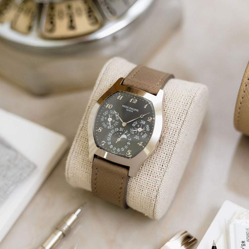 Patek Philippe Perpetual Calendar 5041G - Full set