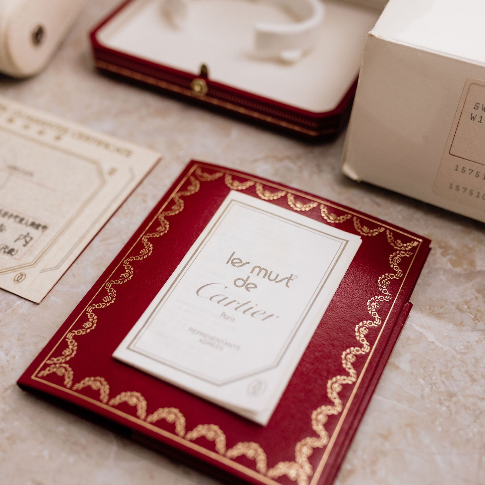 mrWatchley-24-5-115_1600x.jpg?