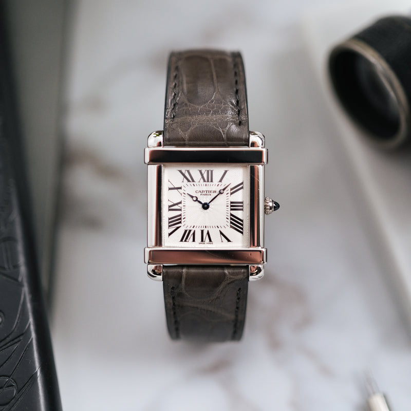 Cartier Tank Chinoise - Collection Privée - Ref. 2685 - Platinum - Full set