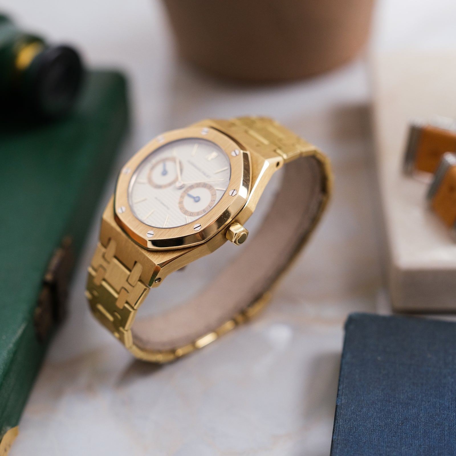 Audemars Piguet Royal Oak Day Date Ref. 5572BA - 1983 with extract