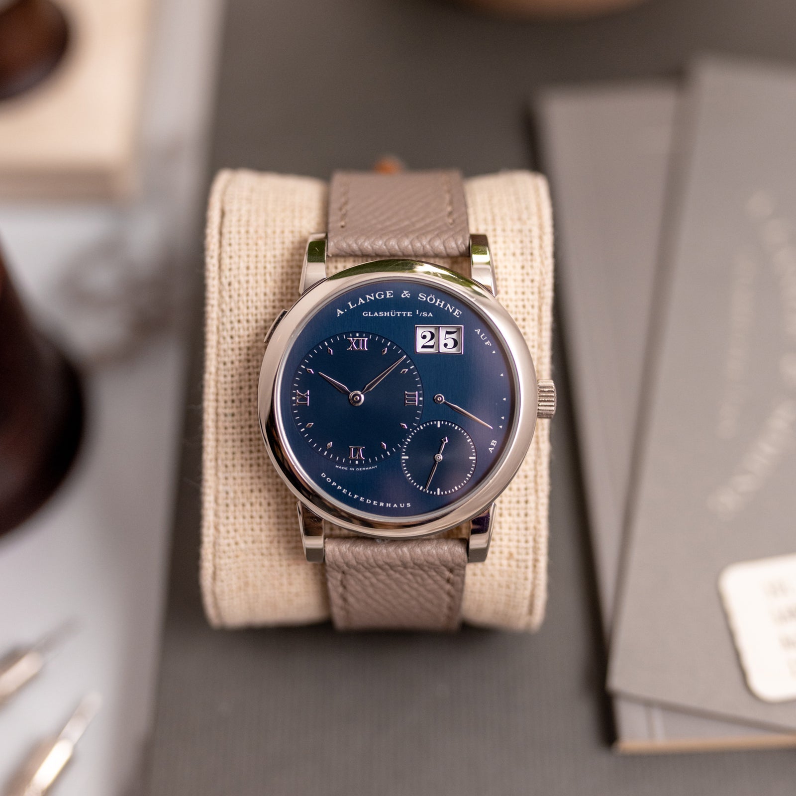 MrWatchley-23-1-159_1600x.jpg?