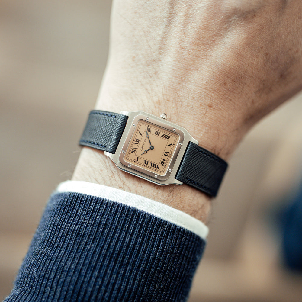 (希少モデル) CLOWAT fr Cartier ローマ数字 Cartier Roadster XL Men's Watch Black Dial 43mm Iced Out 6ct